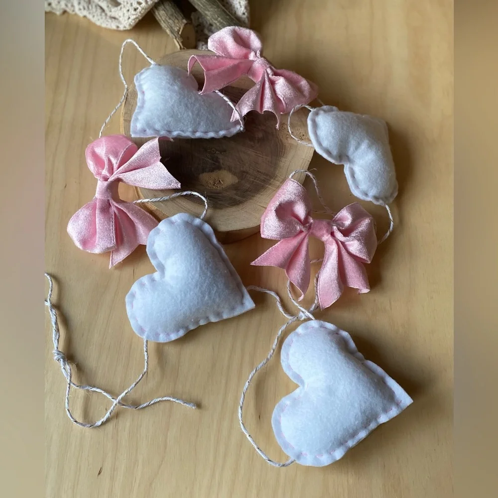 Valentine’s Day Garland Velvet Bows, Felt Hearts Soft Pink, White & Gold Decor